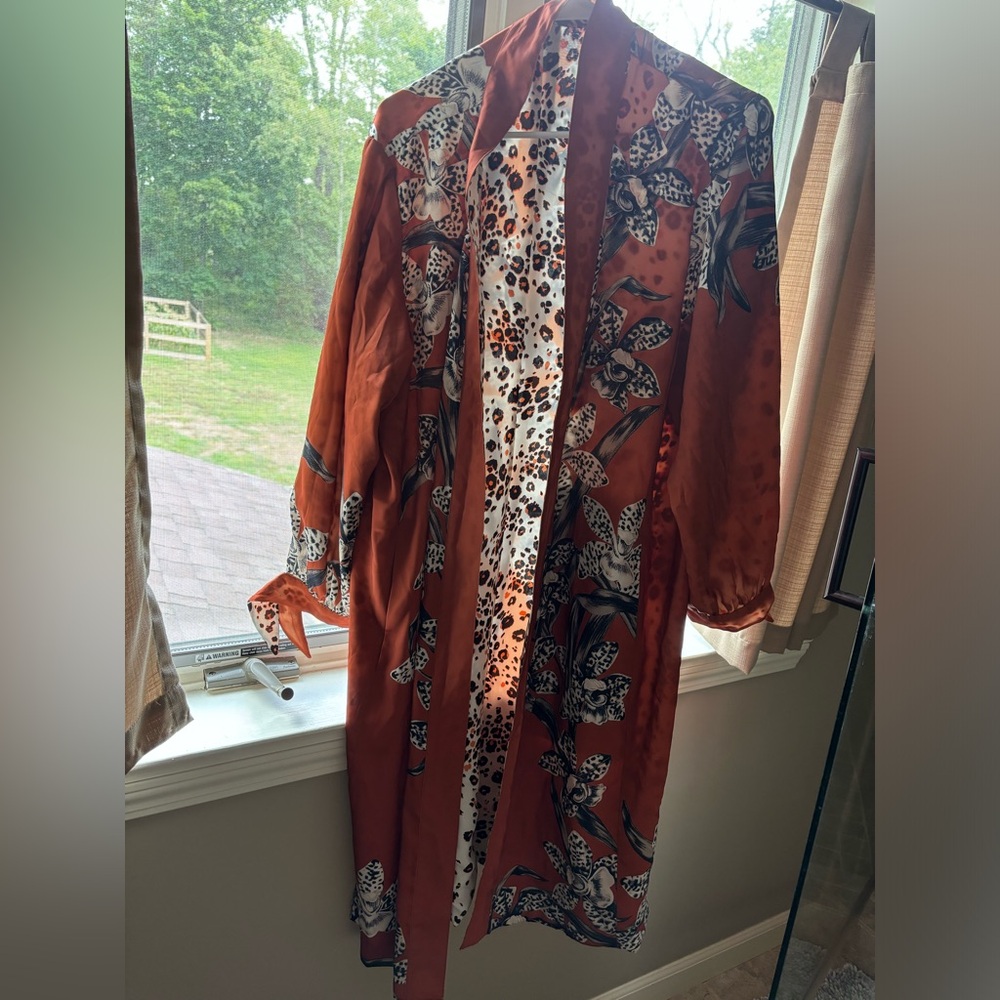 Silk robe/kimono